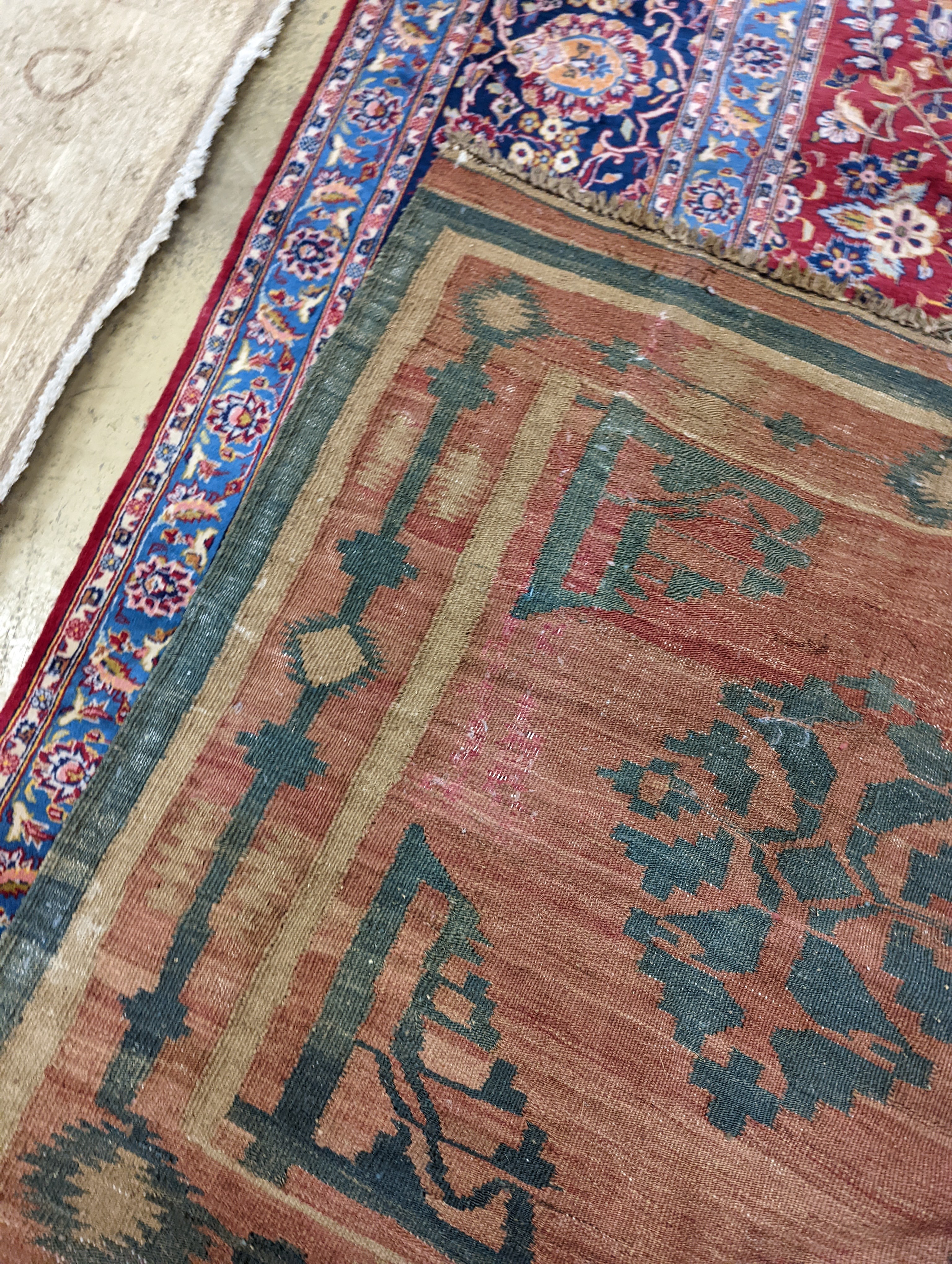 A Kelim carpet, 136 x 130cm